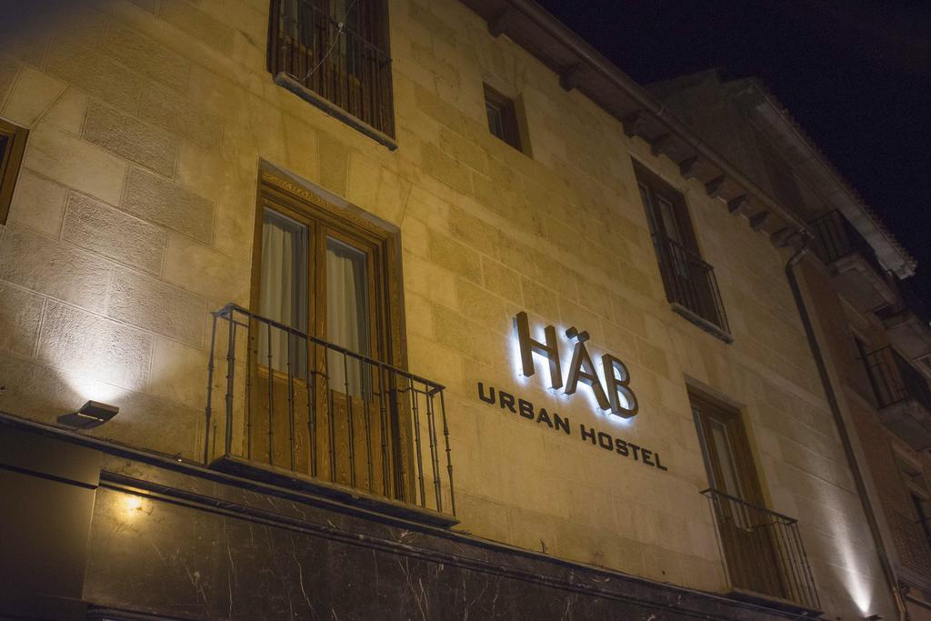 Hab Urban Hostel Segovia Eksteriør bilde